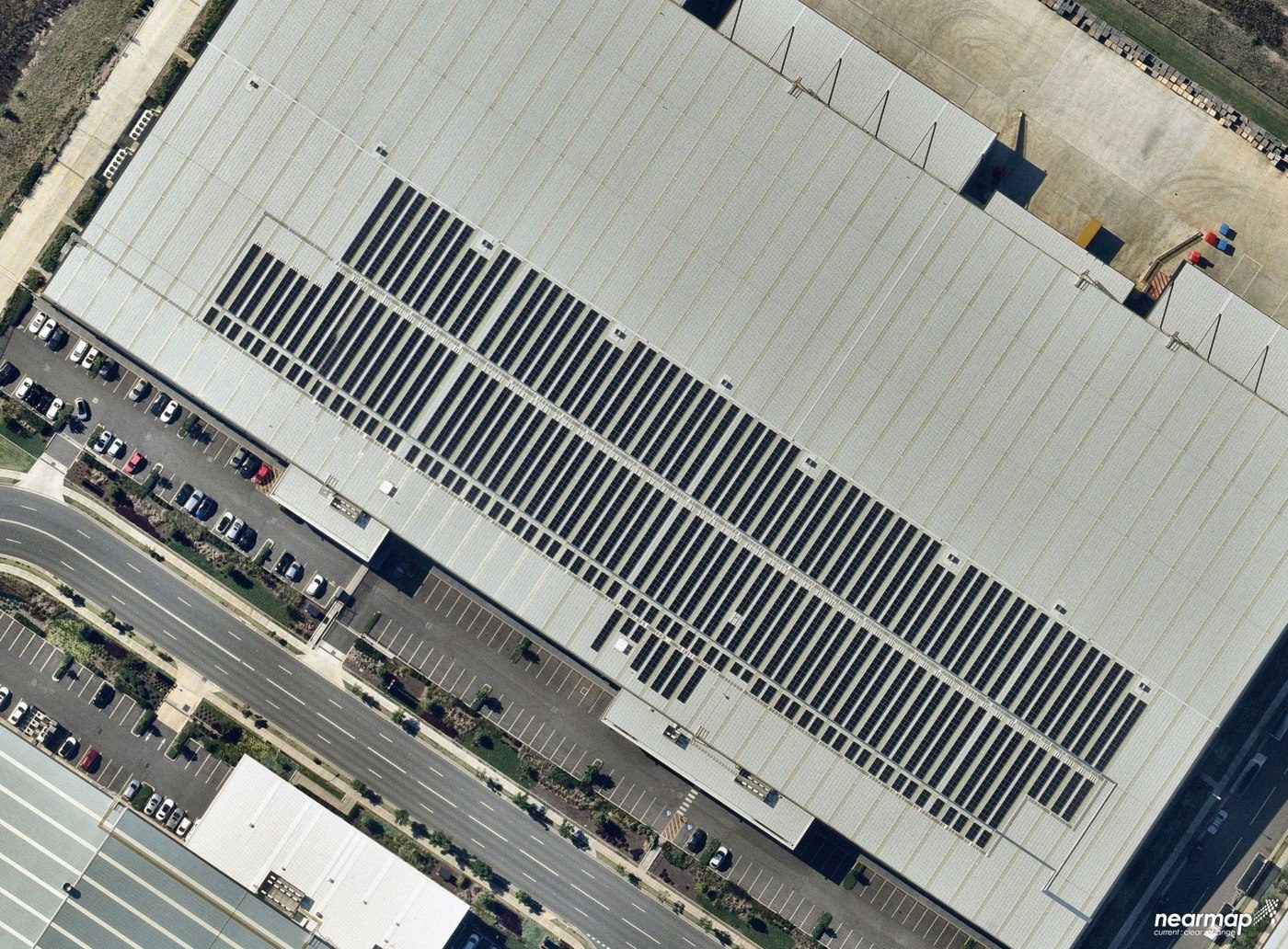 Warehouse rooftop solar at Bankstown Airport precinct